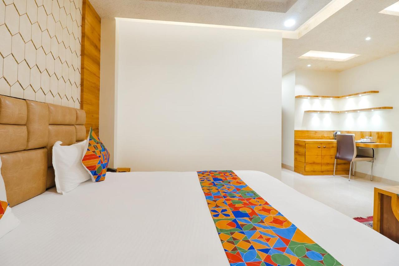 Fabhotel Holiday Grand Патна Экстерьер фото